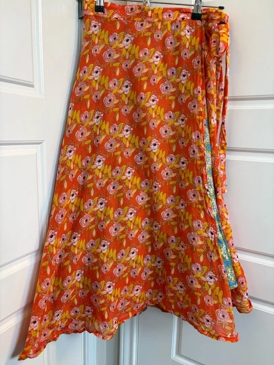 Natural Life Reversible Floral Wrap Skirt in Teal and Orange One Size - Picture 4 of 8